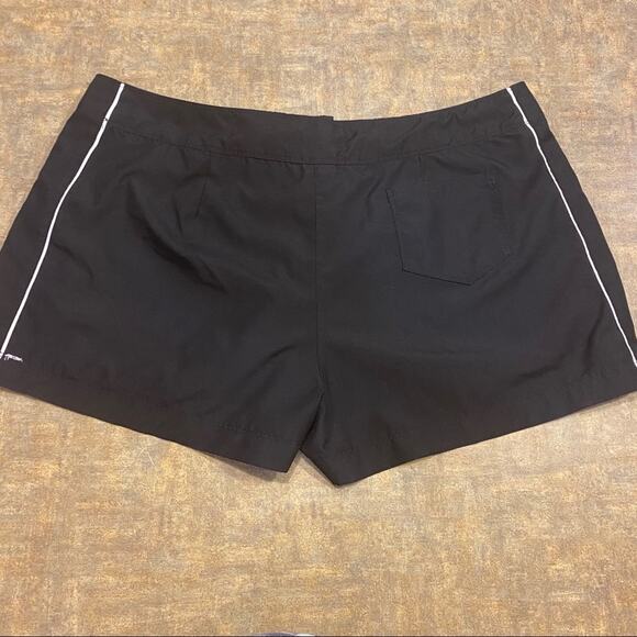 Champion Athletic Shorts Women's Size Large Black 100% Polyester - Picture 6 of 6